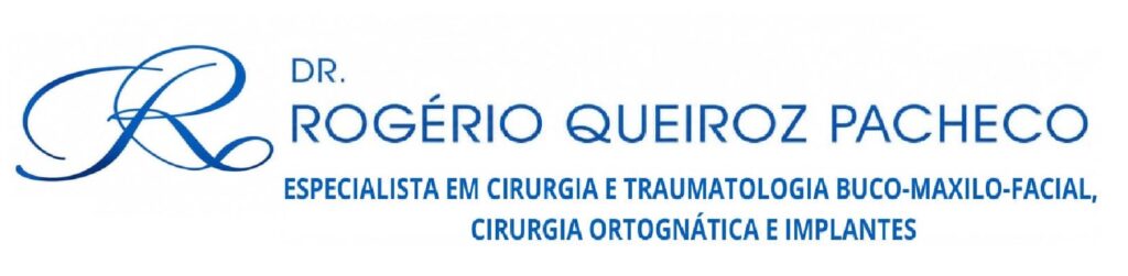 Logotipo do Dr. Rogério Queiroz Pacheco, especialista em cirurgia odontológica em Ipatinga